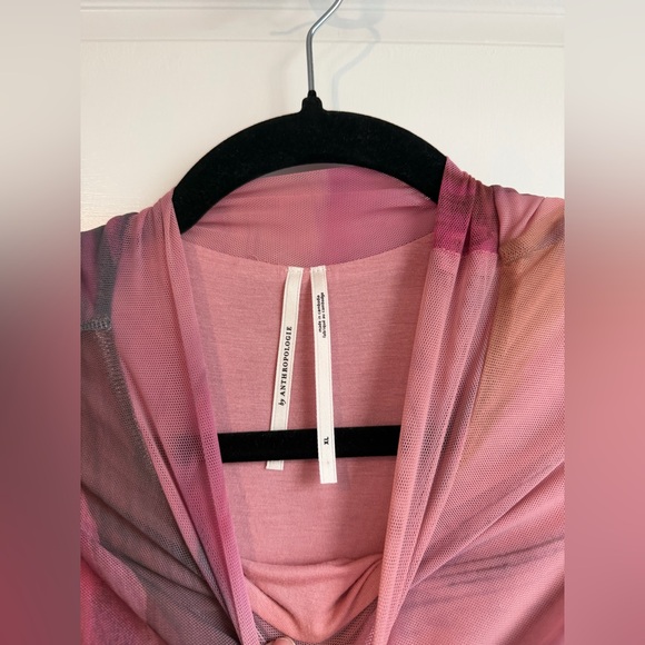 By Anthropologie Long-Sleeve Printed Mesh Midi Dress Pink Size XL - Picture 8 of 9